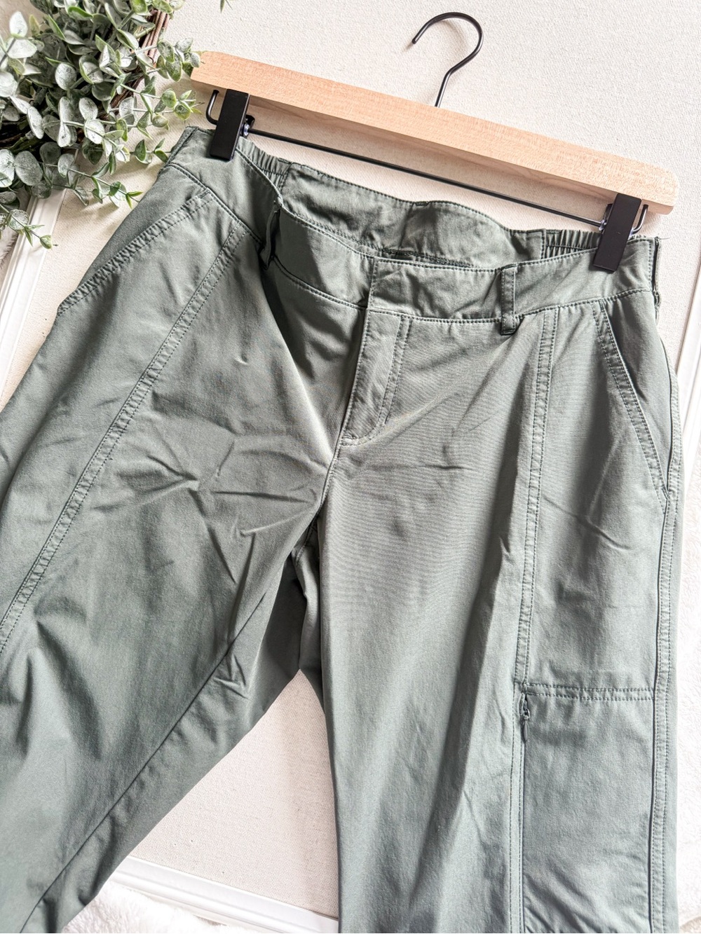 Kirkland Lightweight Green Utility Pant Size 4 - Picture 5 of 8